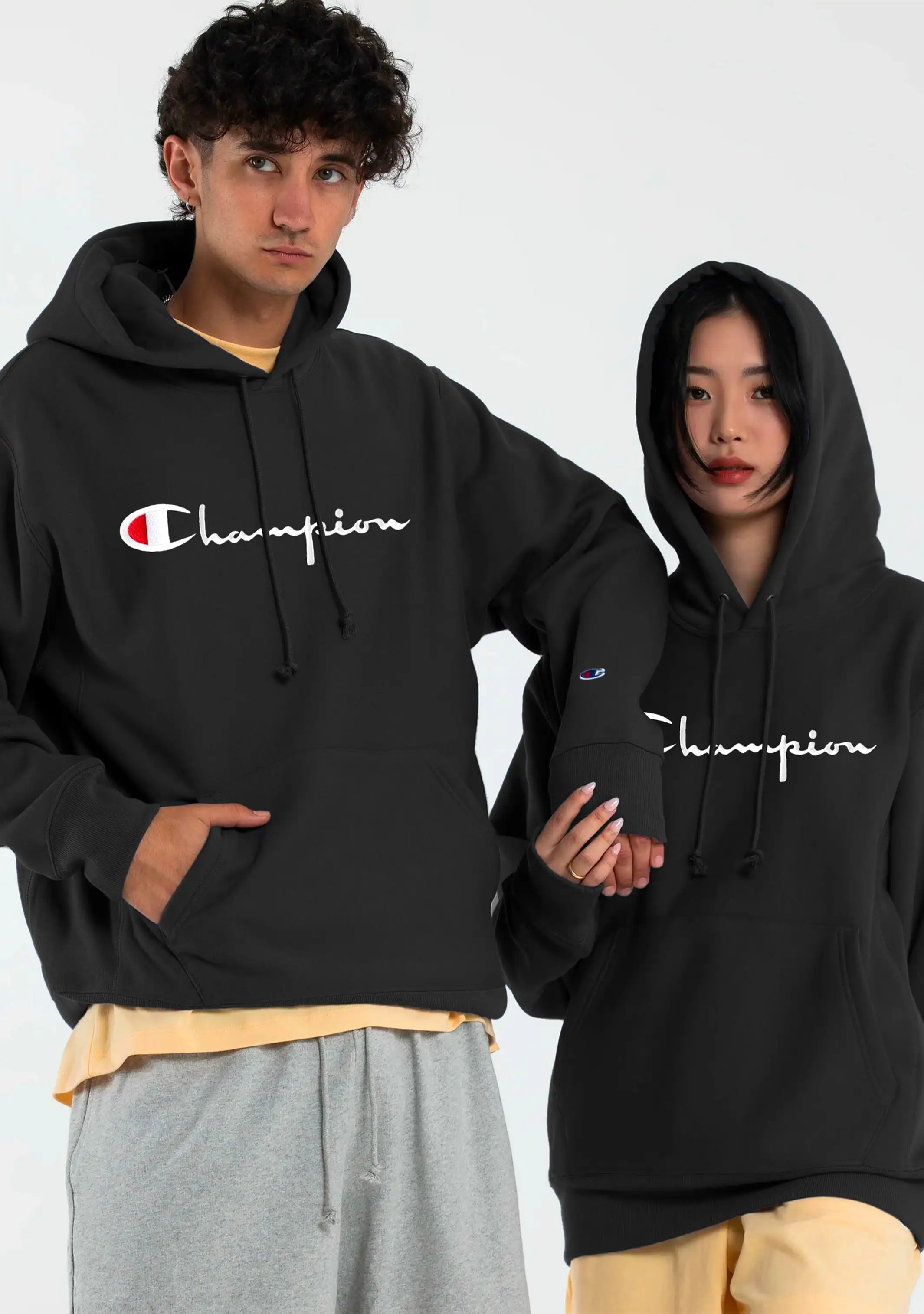 Champion Mens Reverse Weave Script Hoodie <br> AXJWN BLK