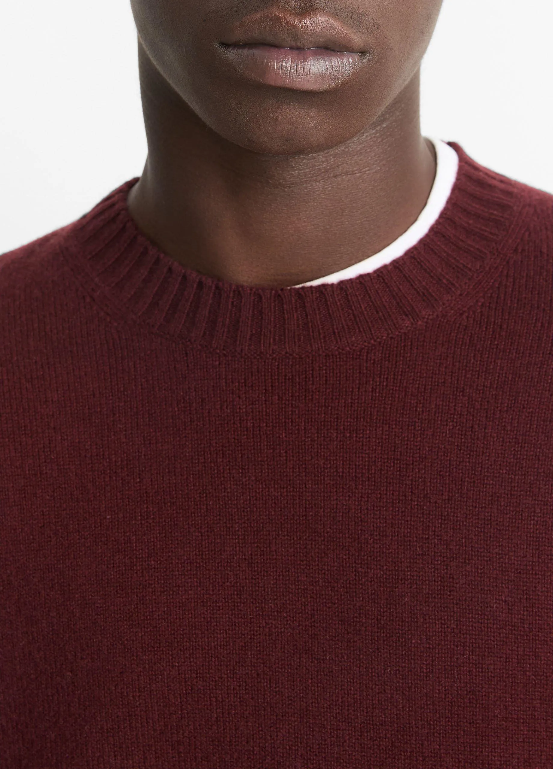 Classic Wool-Cashmere Crew Neck Sweater