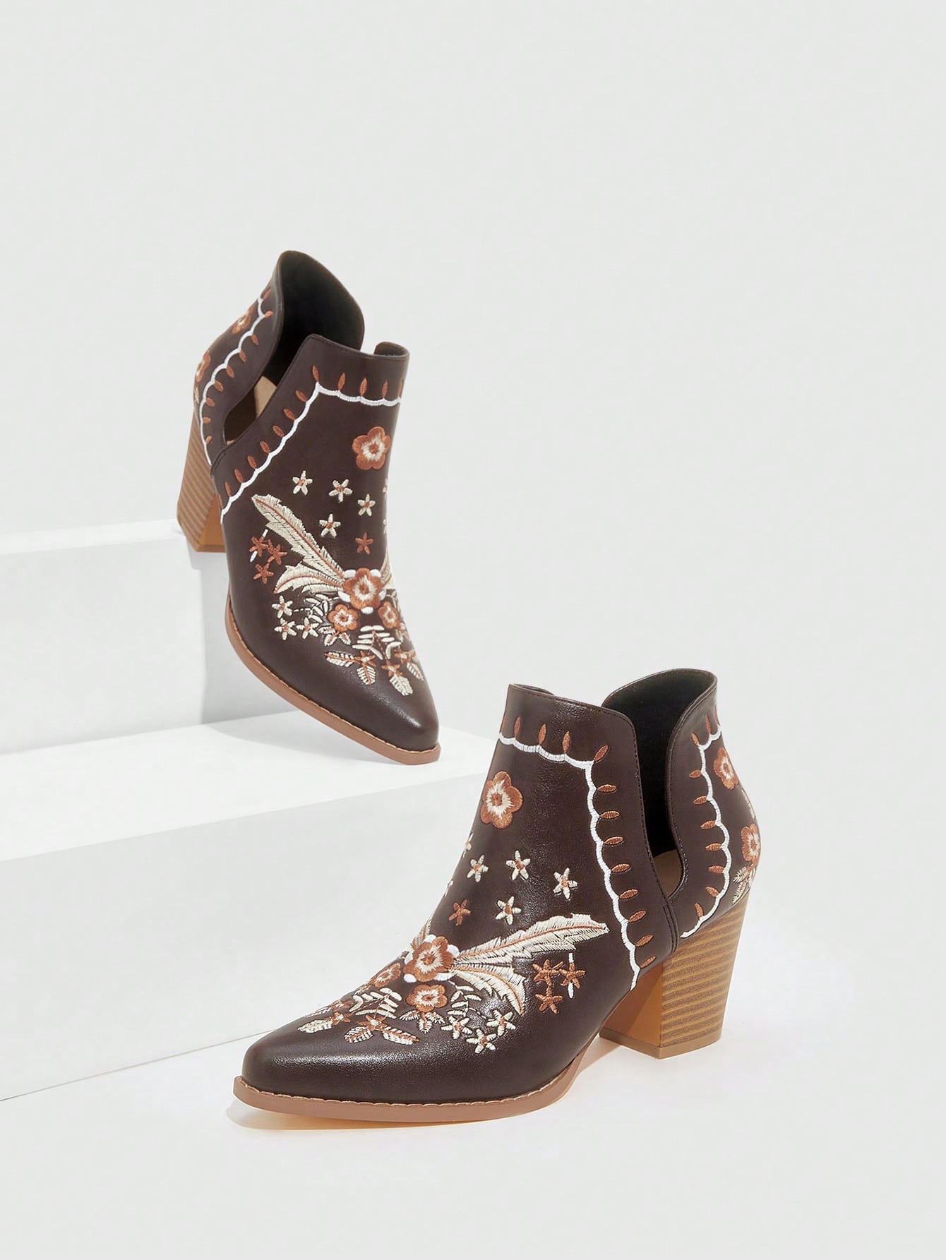 Fashionable Embroidered Ankle Western Boots