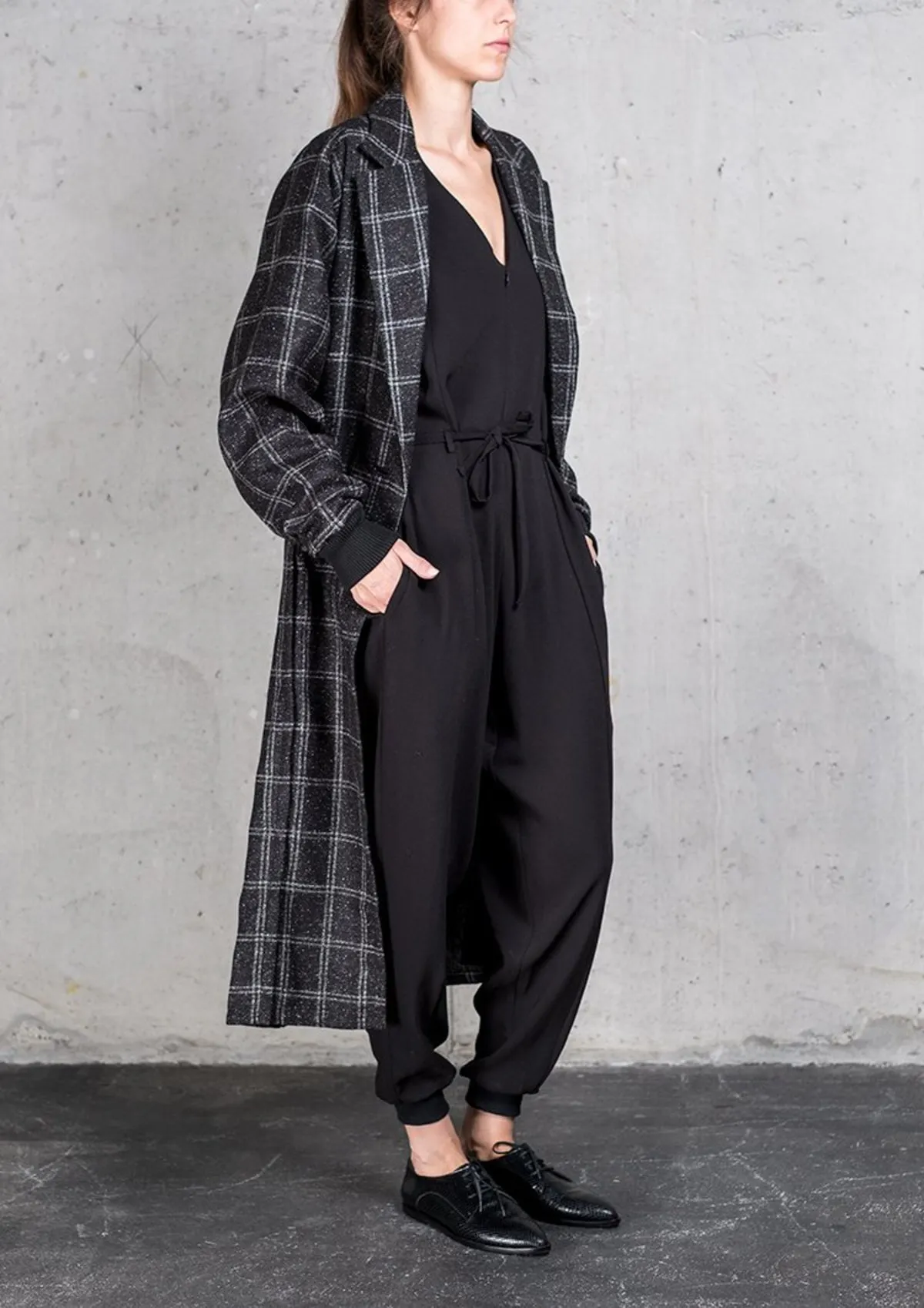 LONG TWEED COAT - BLACK/WHITE