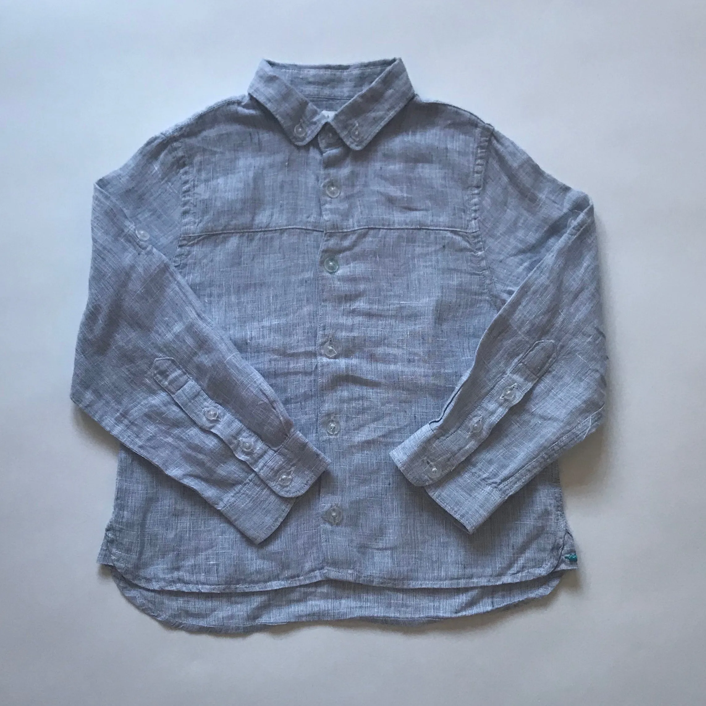 Marie-Chantal Pale Grey Linen Shirt: 4 Years