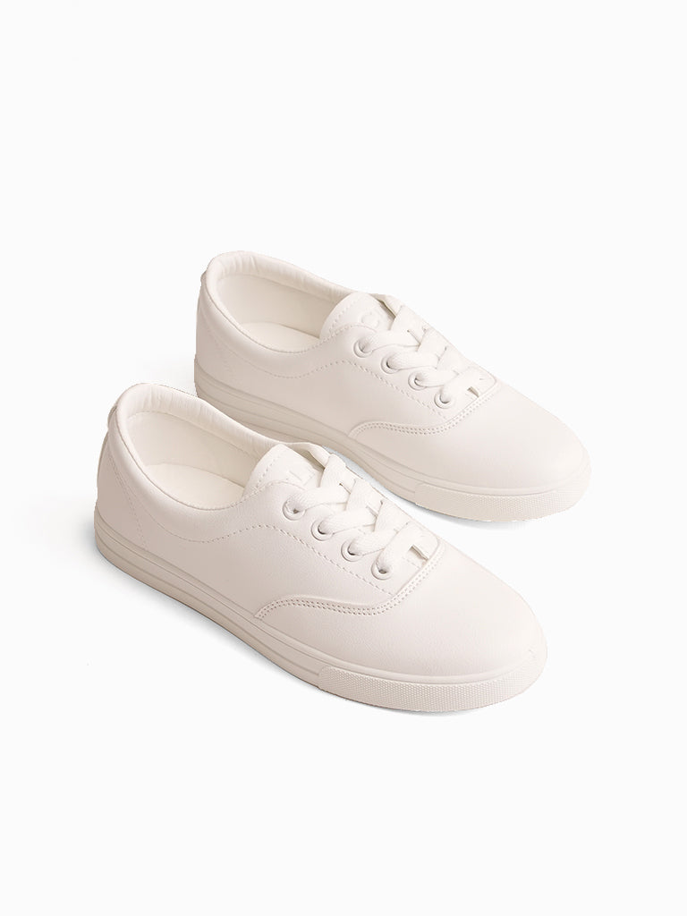 Niana Lace up Sneakers