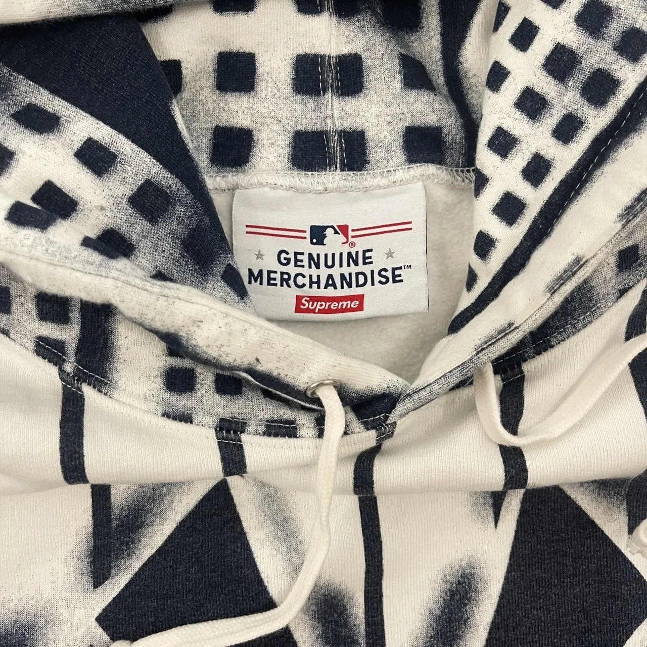 Supreme NY Yankees Airbrush Hoodie