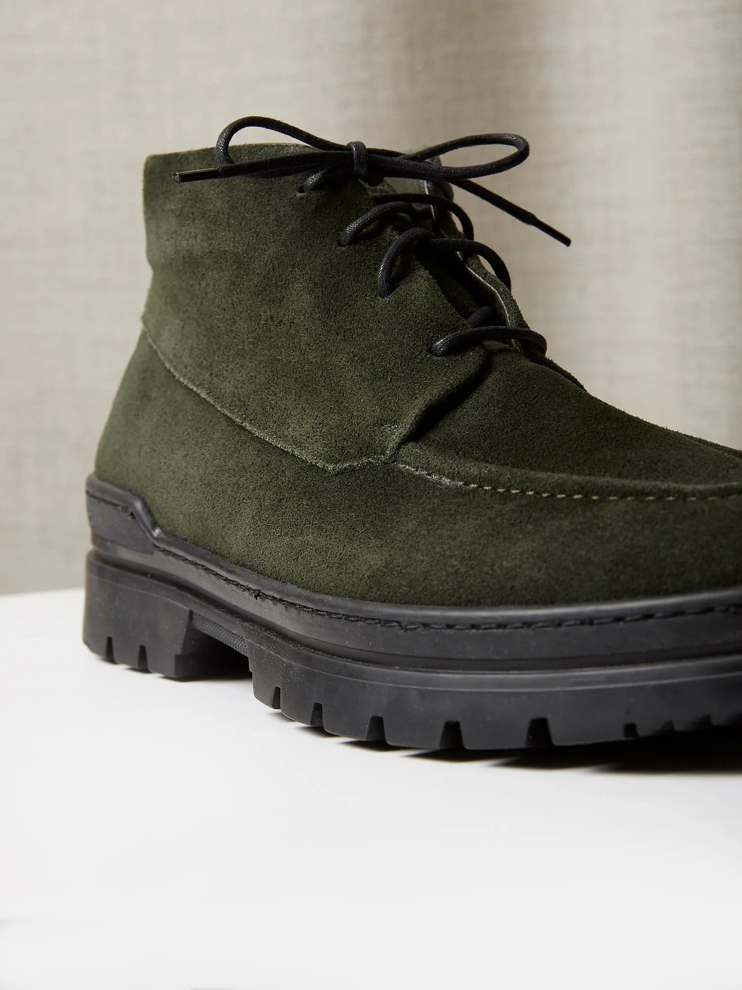 The Engadin Boot in Forest Green Suede with Fur Lining