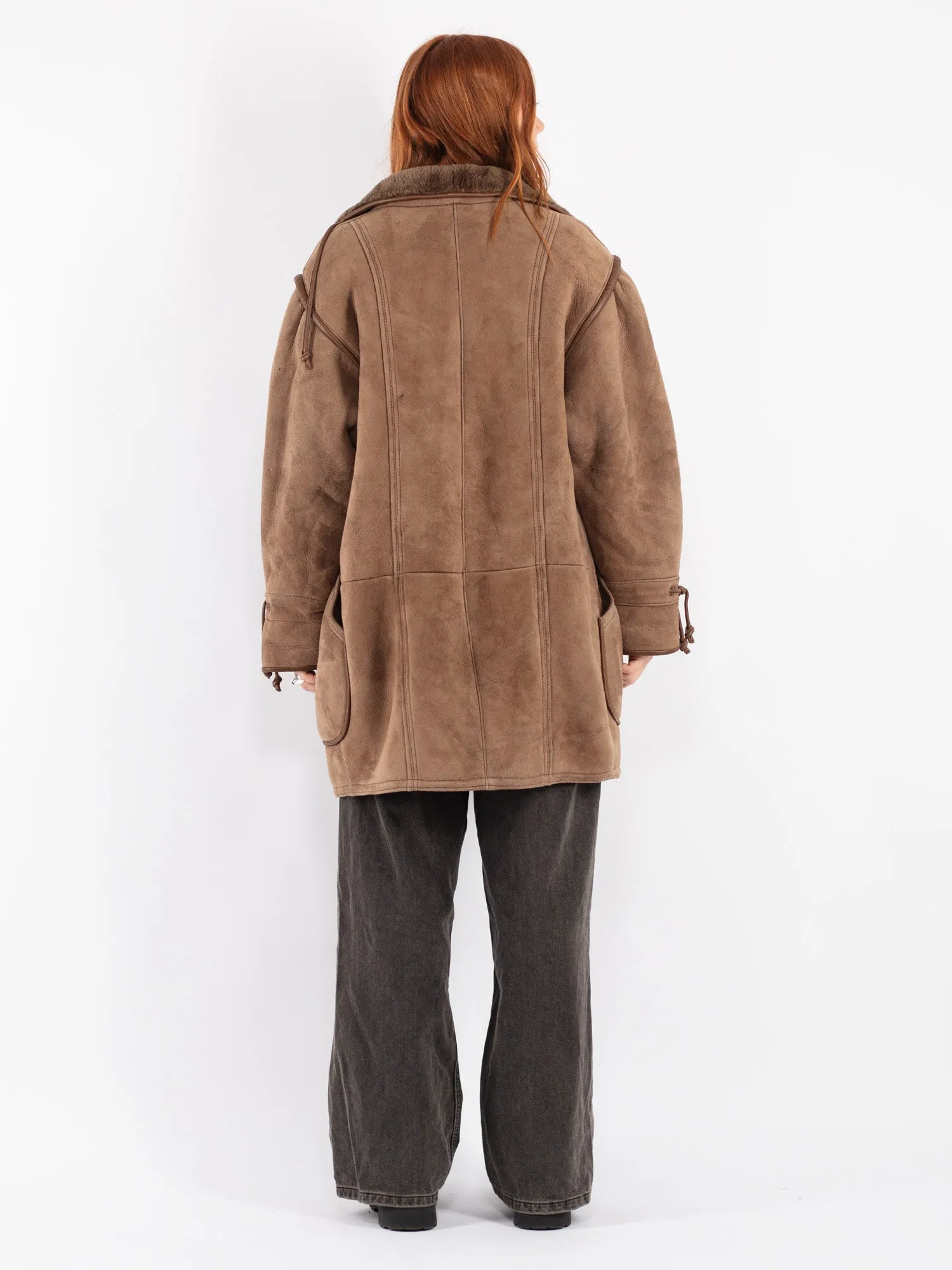 Vintage 90's Women Oversized Sheepskin Coat in Brown