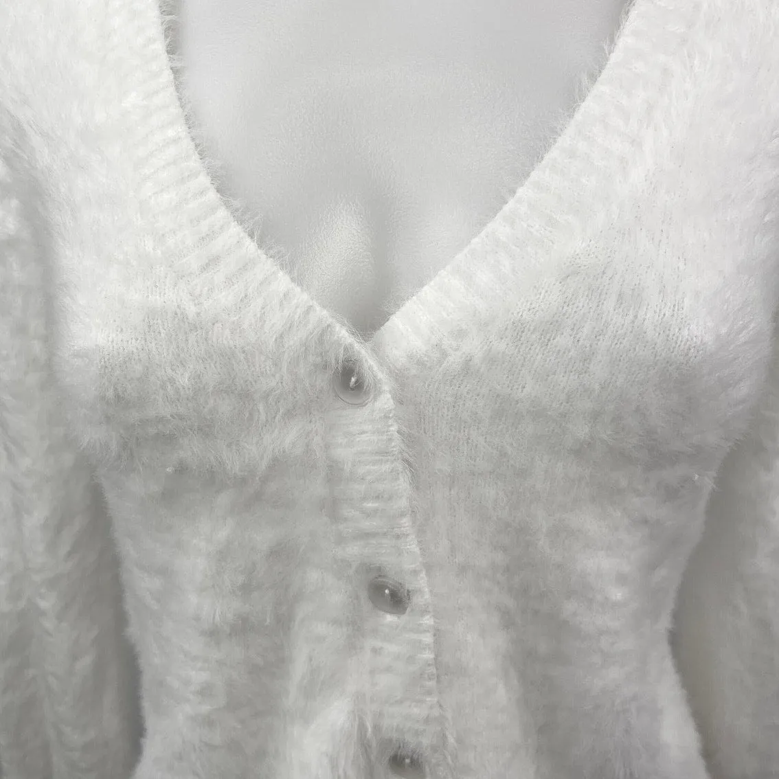 Zara White Eyelash Knit V Neck Button Down Cropped Cardigan Sweater Top Size S